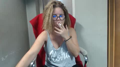Snapshot of deepintoyourmind chatting on October 6, 8:43 am hi guys i m a cute milf i m here for good time and nice people pls be respectfool and enjoy me online show from October 6, 8:43 am