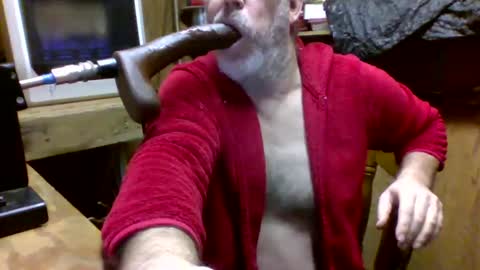 Deepthroat My Big Dildos online show from January 24, 8:43 pm