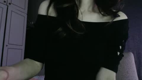 KamiDevi online show from November 20, 4:04 pm