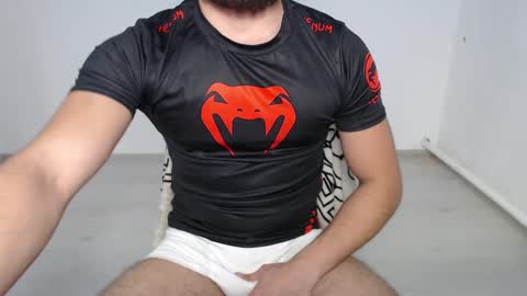 defuego  online show from January 1, 10:11 am