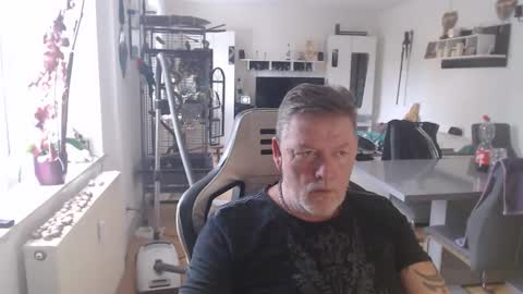 deinprinz2312 online show from October 22, 7:55 am