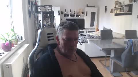 deinprinz2312 online show from March 11, 10:07 am