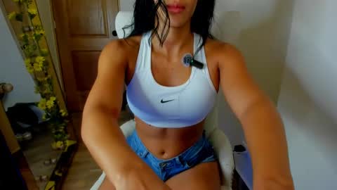 deisymadrid online show from October 1, 9:46 pm