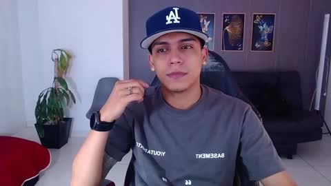 Snapshot of deivid_santoss chatting on September 20, 5:54 am Deivid online show from September 20, 5:54 am