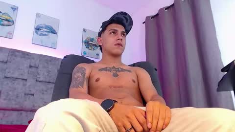 Snapshot of deivid_santoss chatting on September 23, 2:27 am Deivid online show from September 23, 2:27 am