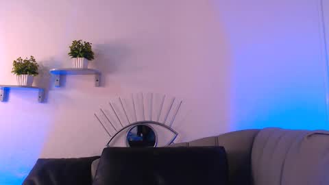 Snapshot of deivy_gram chatting on September 10, 2:12 am DEIVY online show from September 10, 2:12 am