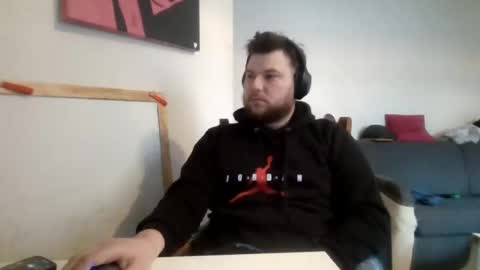 dekumate online show from February 11, 11:42 am