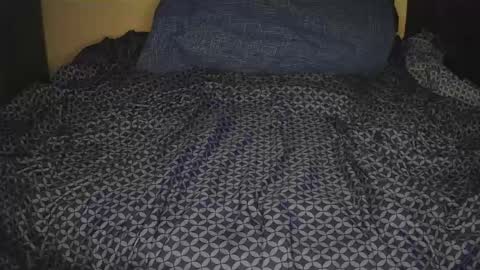 Deku  izuku3498 online show from April 11, 7:45 am