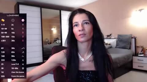 Nicole online show from May 17, 6:55 am