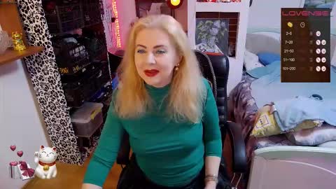 Delicacat online show from October 27, 8:42 pm