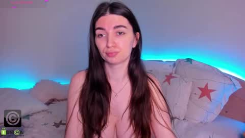 Snapshot of delicious_mila chatting on February 9, 2:29 pm Mila online show from February 9, 2:29 pm
