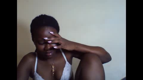 EVAH online show from September 9, 7:03 pm