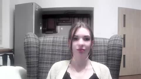 Aurora online show from March 5, 5:50 pm