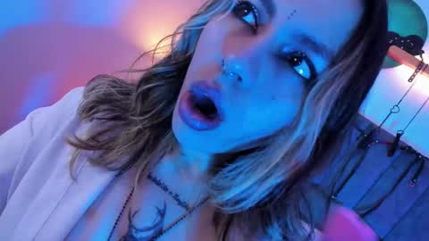 della online show from February 13, 10:02 pm