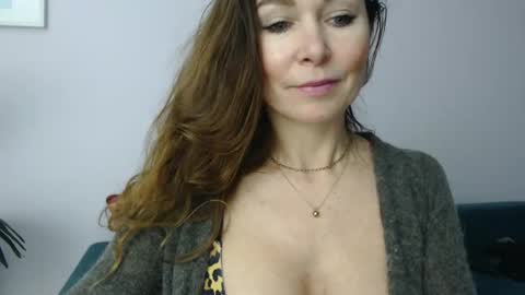 delilah_sweet online show from December 9, 4:05 pm