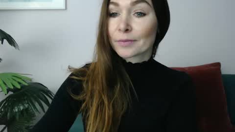 delilah_sweet online show from December 6, 4:12 pm