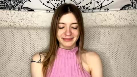 Sia online show from May 17, 6:22 am