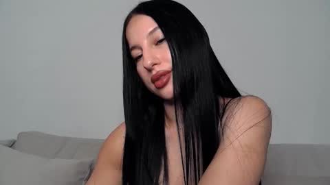 Snapshot of delly_love chatting on September 10, 6:42 pm delly_love online show from September 10, 6:42 pm