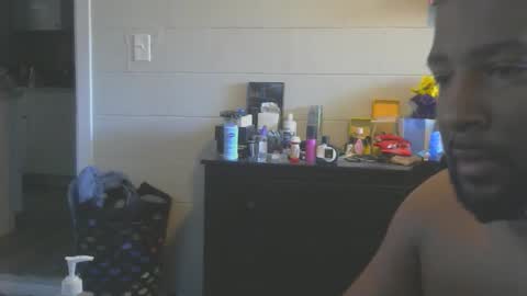 delta7012 online show from February 14, 3:47 pm