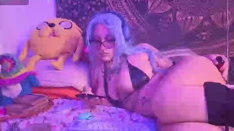 TankinBody online show from November 16, 4:47 am