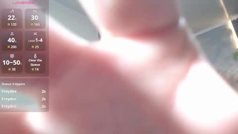 Laura online show from November 19, 12:26 pm