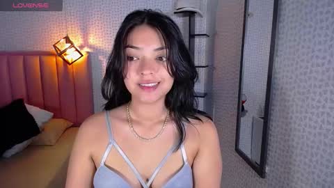 D E N I S  online show from October 12, 1:15 pm