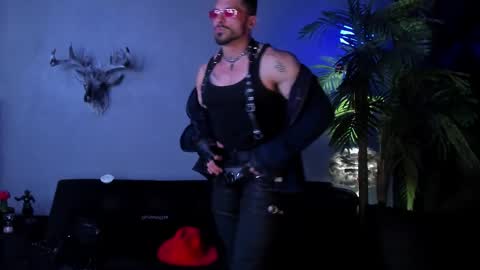 dennis_cox_ online show from March 15, 8:29 am