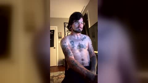 dennisman4151 online show from May 17, 3:27 am