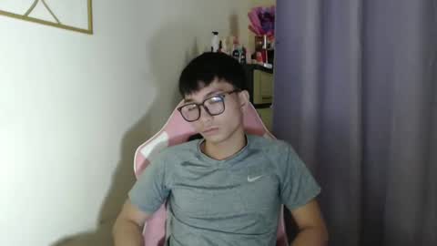 denver_hotsaucy24 online show from November 16, 6:43 pm