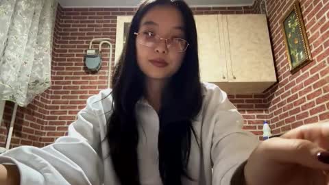 Emma online show from September 28, 7:23 pm