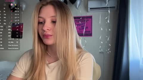 Vi  Victoria online show from April 13, 1:04 pm