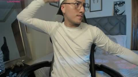 dereck_klain online show from May 16, 7:34 pm