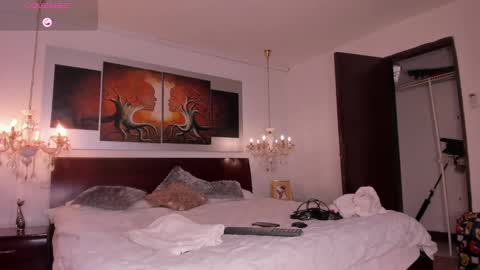 Dereck and Jake online show from February 19, 11:28 am