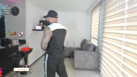 dereckgreen online show from February 17, 9:03 pm