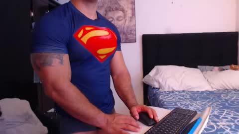 Derek online show from March 5, 11:16 pm