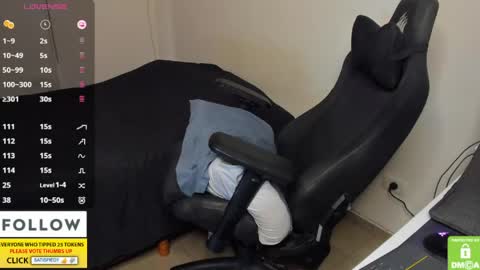 Derekcb online show from April 13, 2:43 pm