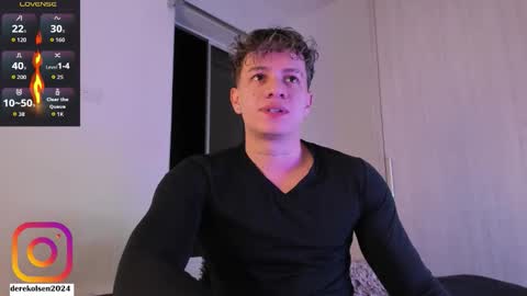 Snapshot of derekolsen_ chatting on October 11, 3:11 am Derek IG Derekolsen2024 online show from October 11, 3:11 am