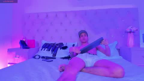 derrymeyers online show from May 21, 7:04 am