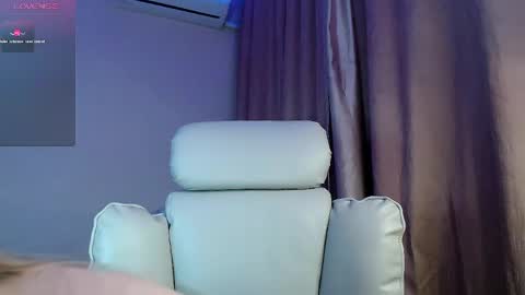 Ari online show from May 16, 5:11 pm