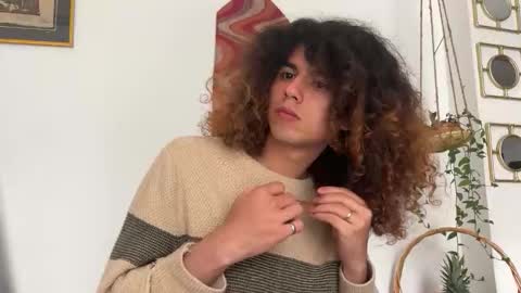 Desidias online show from November 24, 8:29 pm