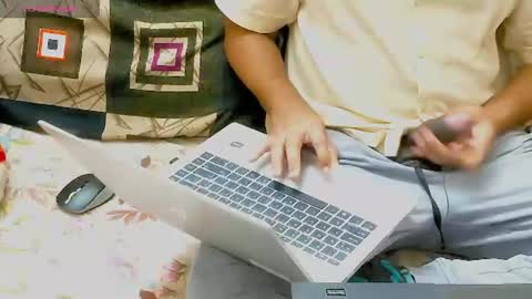 desiindianguy online show from July 29, 11:38 pm