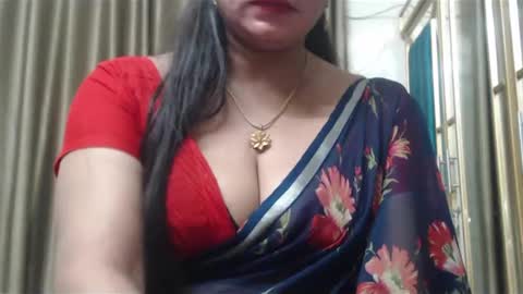 Snapshot of desimaisa130 chatting on March 11, 8:31 pm Maisa online show from March 11, 8:31 pm