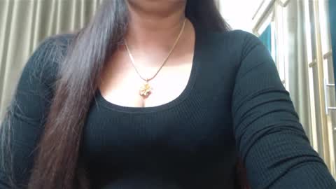 Snapshot of desimaisa130 chatting on January 20, 5:48 pm Maisa online show from January 20, 5:48 pm