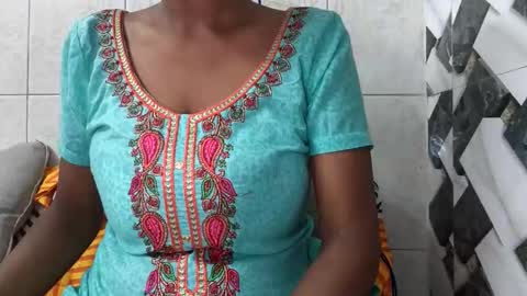 desiprincessaga online show from November 6, 1:14 pm