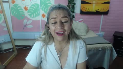 Snapshot of desire_latin chatting on September 29, 5:34 pm VALERIA online show from September 29, 5:34 pm