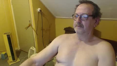 destelp online show from February 28, 11:31 pm