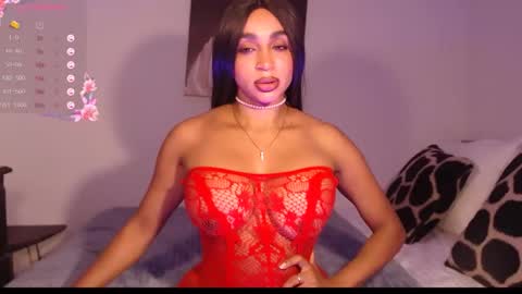 Destinne Mill online show from February 2, 11:50 am