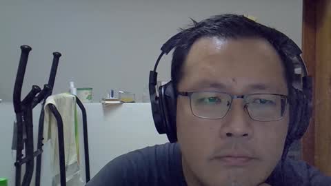 Snapshot of destroy1984 chatting on October 18, 12:31 pm Destroy November 1984 online show from October 18, 12:31 pm