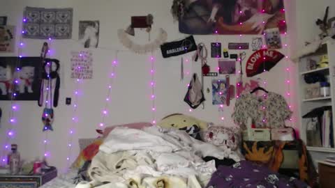 poutyangel online show from February 22, 9:23 am