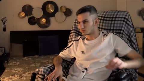 devin_ho online show from January 12, 12:23 pm